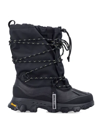 Ugg Metropeak In Black