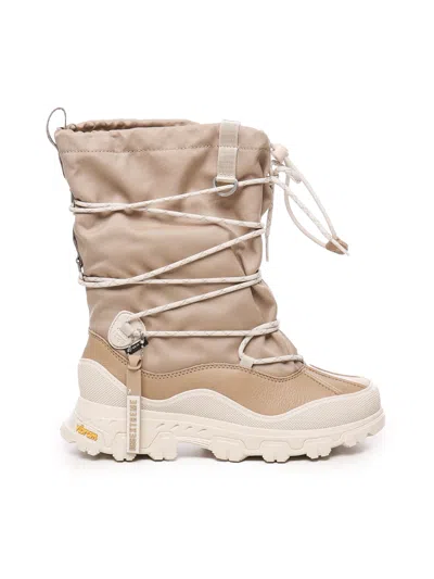 UGG METROPEAK BOOTS