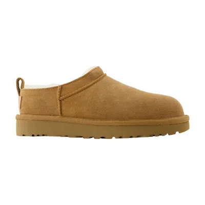 Ugg Micro Classic Boots In Brown