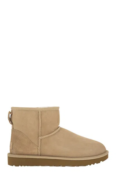 Ugg Classic Mini Ii Womens Boot In Beige O Tan
