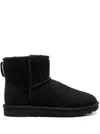 Ugg Mini Classic Ii Black Pull-on Boots In Suede Woman In Nero