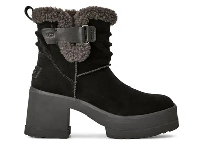 Pre-owned Ugg Moxy Pull On Boot (women's) Sneakers In Black