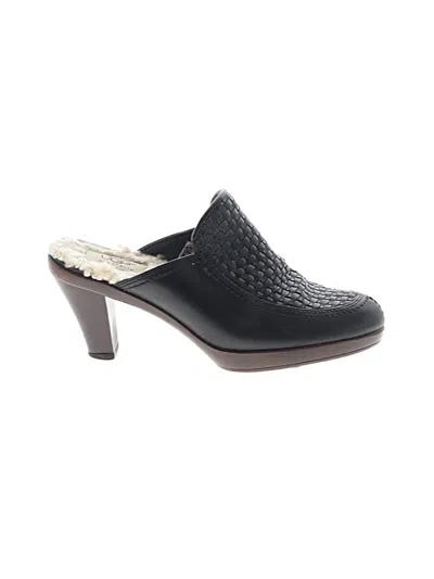 Pre-owned Ugg Mule/clog In Black