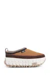 Ugg Venture Daze Slipper-mule In Leather Color Suede