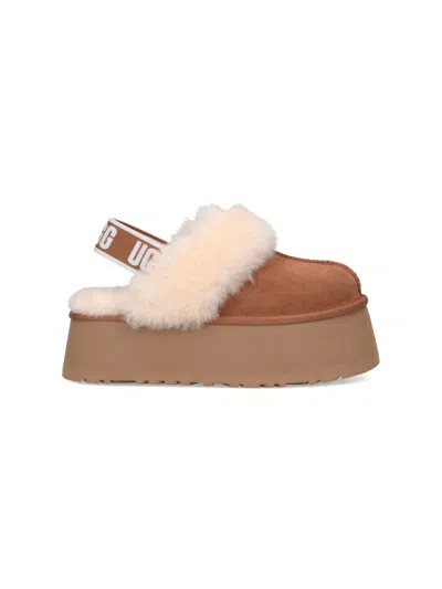 Ugg Mules "funkette" In Sand