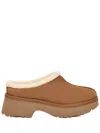 Ugg Woman New Heights Cozy Clog Shoes In Beige
