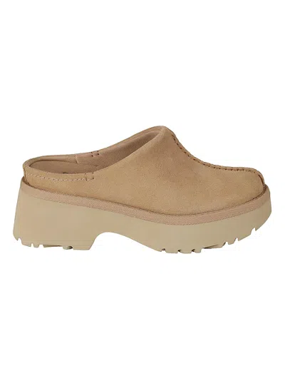 Ugg New Heights Clogs In Beige