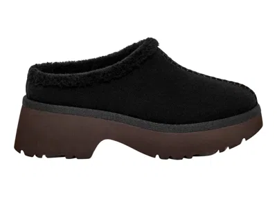 Pre-owned Ugg New Heights Cozy Clog (women's) Sneakers In Black