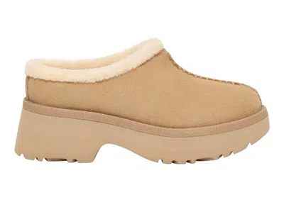 Pre-owned Ugg New Heights Cozy Clog (women's) Sneakers In Mustard Seed