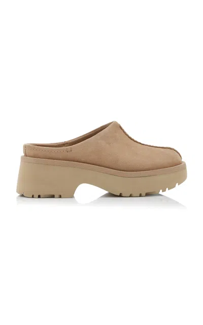 Ugg New Heights Suede Clogs In Neutral