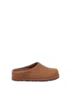 Ugg Matte Finish Smooth Rounded Toe Clogs In Brown