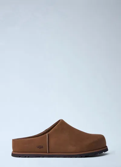 Ugg Otzo Dark Chestnut Sabots In Brown