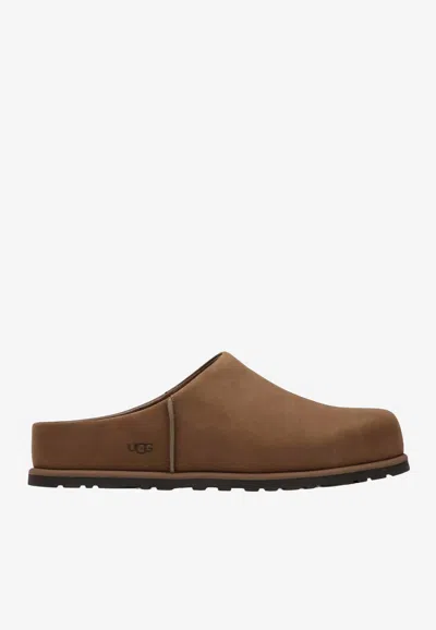 Ugg Otzo Dark Chestnut Sabots In Brown
