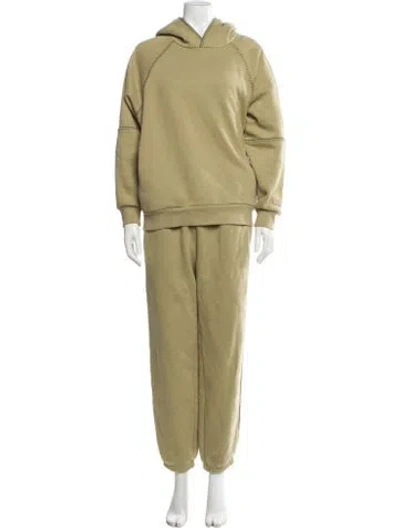 Pre-owned Ugg Pant Set In Green