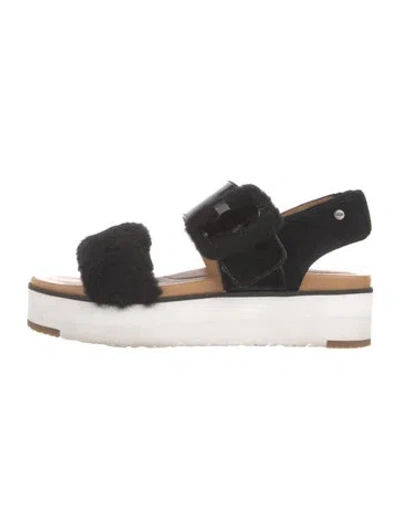 Pre-owned Ugg Patent Leather Sandals In Black/white