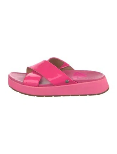Pre-owned Ugg Patent Leather Slides In Pink