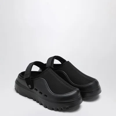 UGG UGG PEAKMOD SABOTS IN WOODLAND BLACK