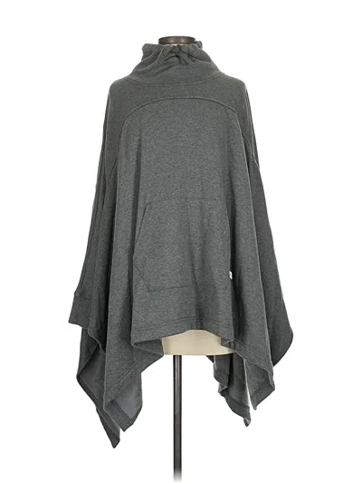 Pre-owned Ugg Poncho In Gray