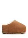UGG PUMPED SLIPPERS