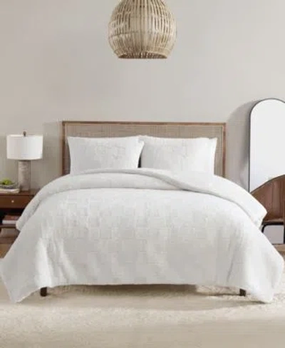 Ugg Quad Comforter Sets In White