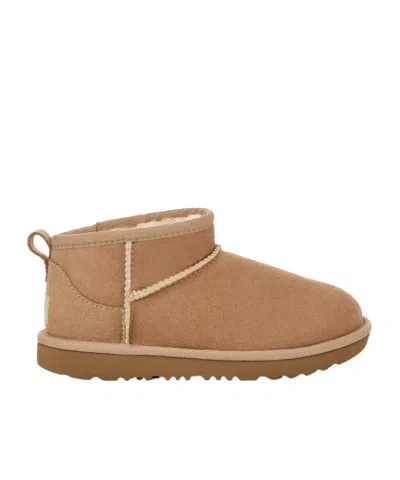 Ugg Round Head Boots In Brown