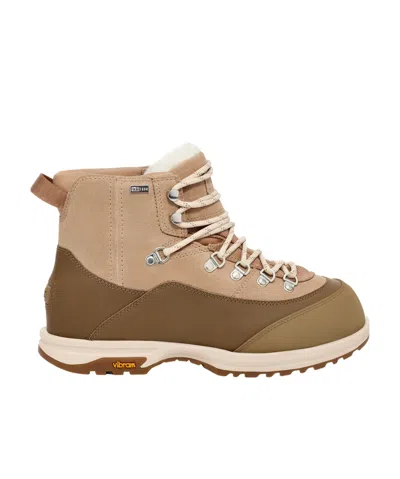 Ugg Round-head Short Boots In Nude