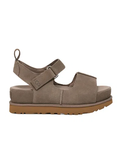 Ugg Round Toe Flat Sandals In Smoke Plume
