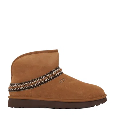 Ugg W Classic Mini Crescent In Brown
