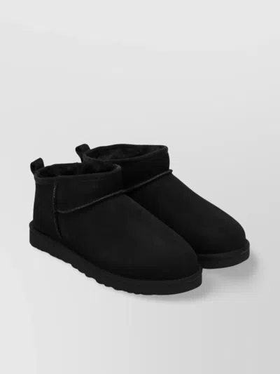 Ugg Round Toe Short Suede Boot In Black