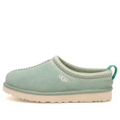 Ugg Round-toe Casual Shoes In Green