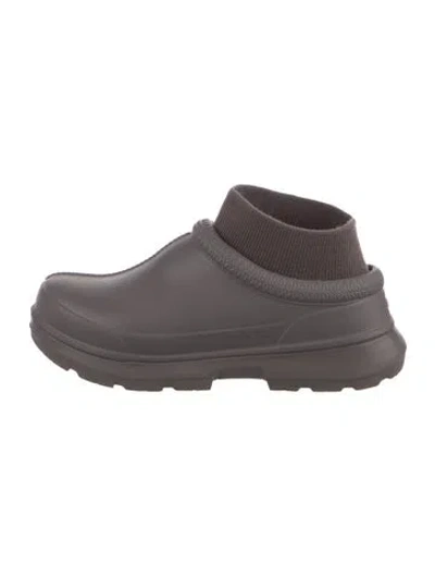 Pre-owned Ugg Rubber Flats In Multi