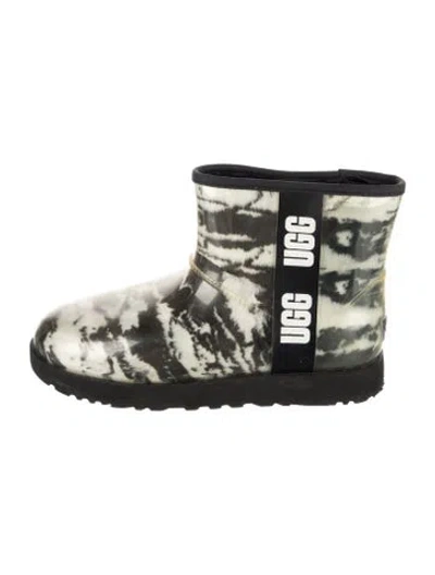 Pre-owned Ugg Rubber Graphic Print Boots In White