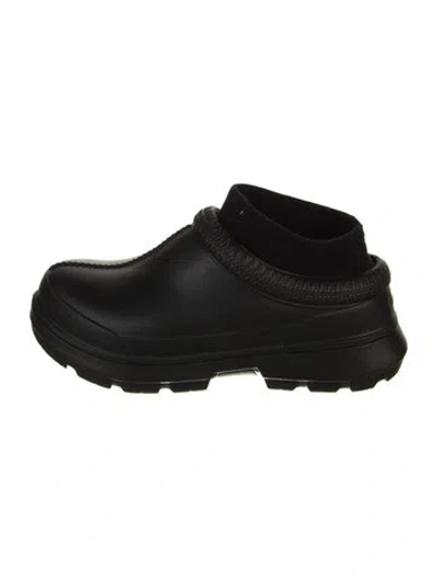 Pre-owned Ugg Rubber Oxfords In Black