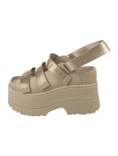 Pre-owned Ugg Rubber Sandals In Neutrals