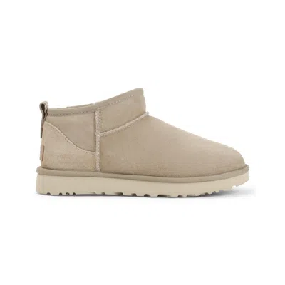 UGG SAND SOLID SLIP ON BOOTS
