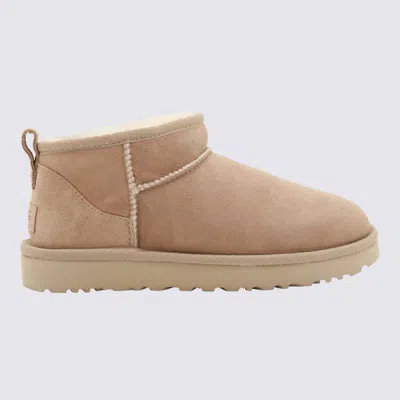 UGG SAND ULTRA MINI BOOTS