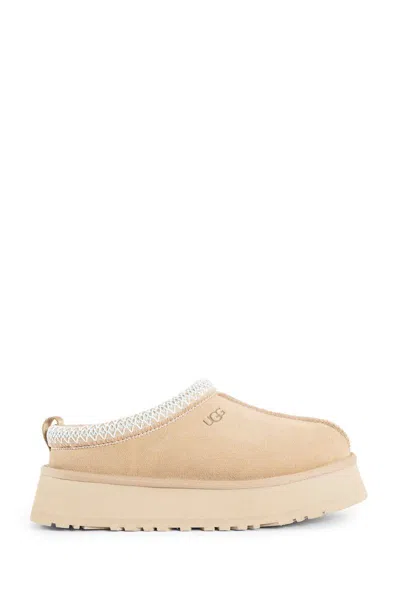 Ugg Sandals & Slides