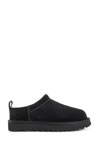 Ugg Sandals & Slides In Black
