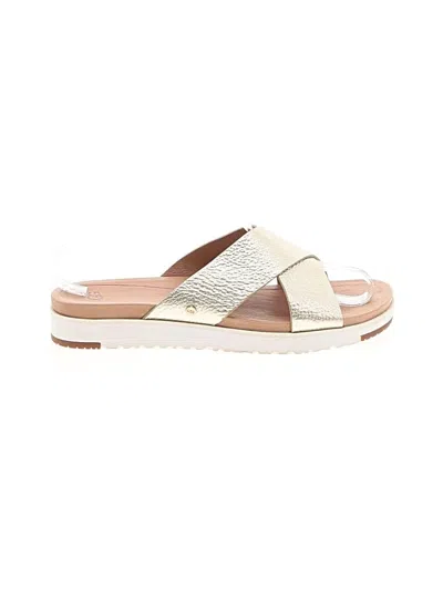 Pre-owned Ugg Sandals In Ivory
