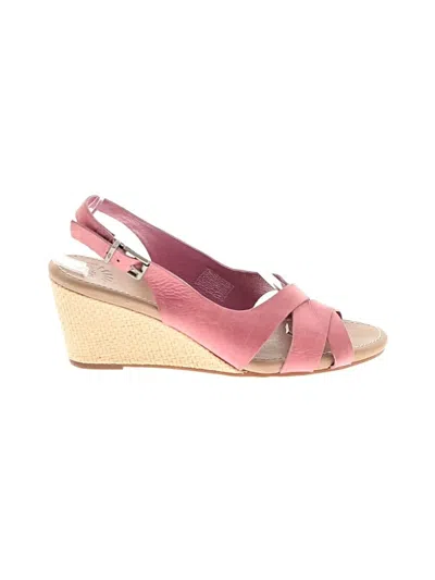 Pre-owned Ugg Sandals In Pink