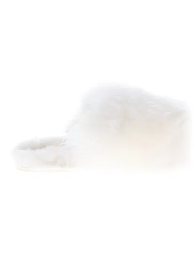 Pre-owned Ugg Sandals In White