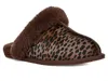 Ugg Scuffette Caspian In Brown