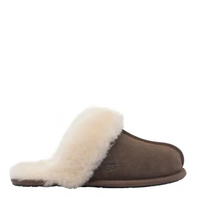 Ugg Scuffette Ii Sliders In Brown