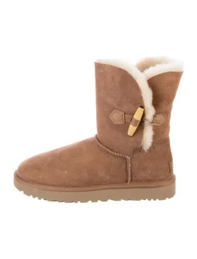 Pre-owned Ugg Shearling Boots In Brown