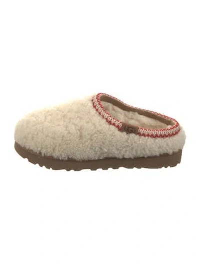 Pre-owned Ugg Shearling Flats In Neutral