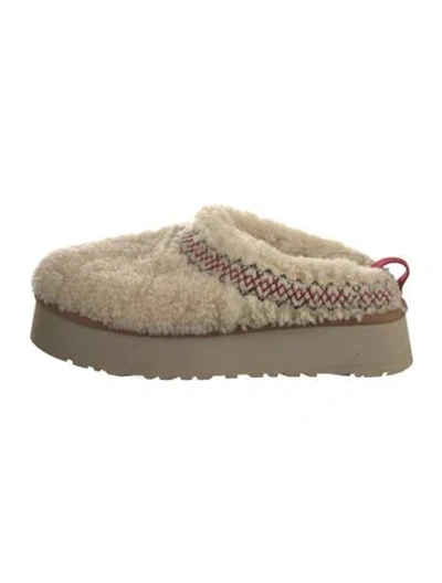 Pre-owned Ugg Shearling Graphic Print Mules In Neutral