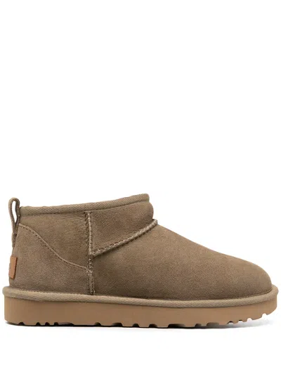 UGG SHEARLING-LINED ANKLE BOOTS