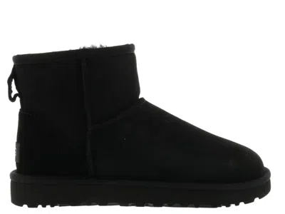 Ugg Classic Mini Black Ankle Boots With Logo Patch On The Rear In Suede Woman