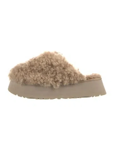 Pre-owned Ugg Shearling Mules In Neutral