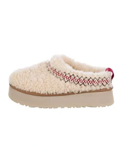 Pre-owned Ugg Shearling Printed Flats In Neutral